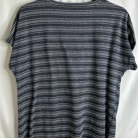 89th + Madison, Women’s Gray Shirt Size XL - Picture 5 of 7